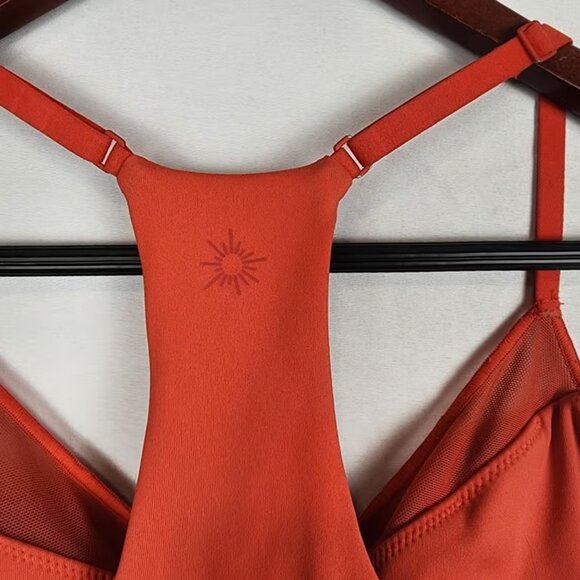 Aerie Offline Goals Mesh V Neck Red Sports Bra Women's Size Medium - Picture 5 of 5